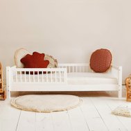 Dětská masivní postel Basic se zábranou - 90 x 190 cm / bílá