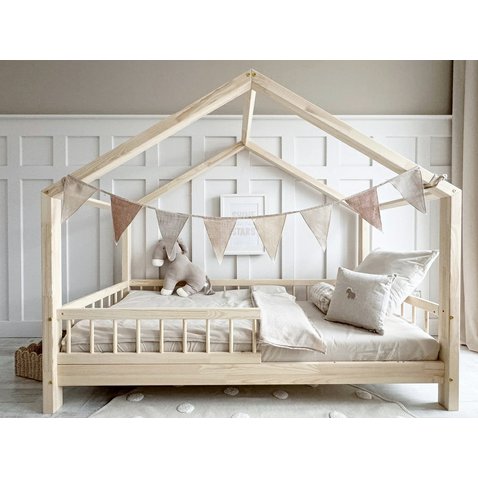 Dřevěná domečková postel Housebed Bello - 90 x 190 cm - 01