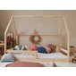 Prostorná domečková postel Barierra 140 x 200 cm - přírodní borovice 03