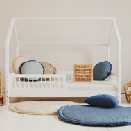 Dětská domečková postel Pioli 90 x 190 cm - bílá borovice