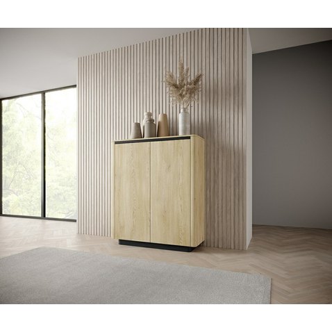 Vysoká 2dvéřová komoda Torro - dub cremona / černá – s policemi, moderní design 01